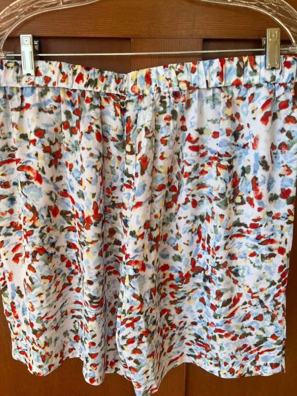 NYDJ Womens Colorful Whimsy Lightweight Summer Resort 8" Inseam Shorts NWT; Med